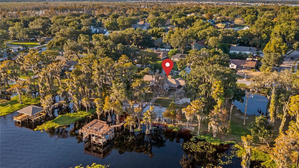 1241 W LAKESHORE DRIVE