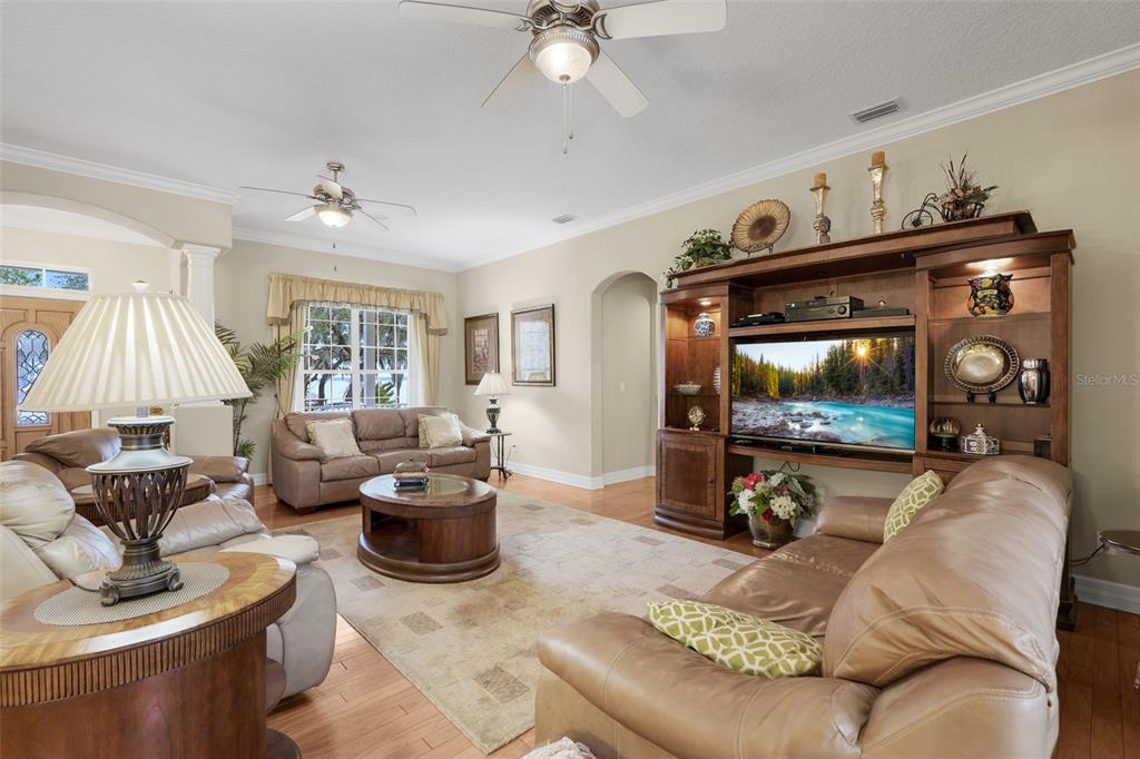 10336 LAKE LOUISA ROAD