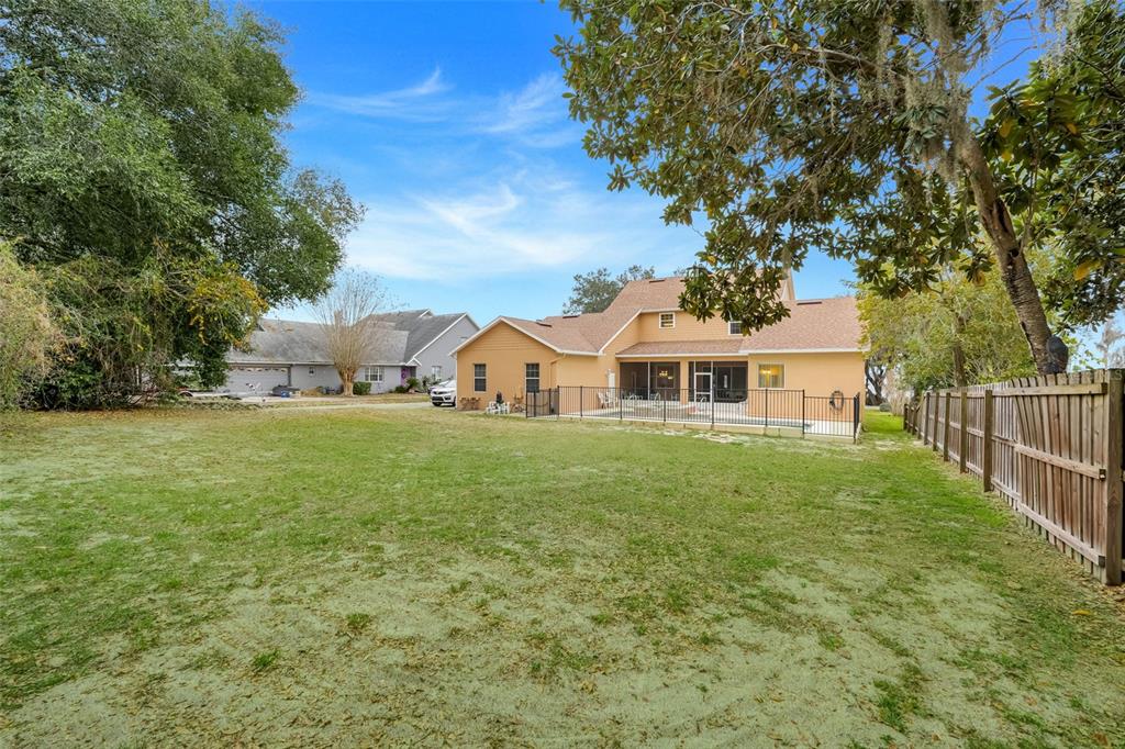 10336 LAKE LOUISA ROAD