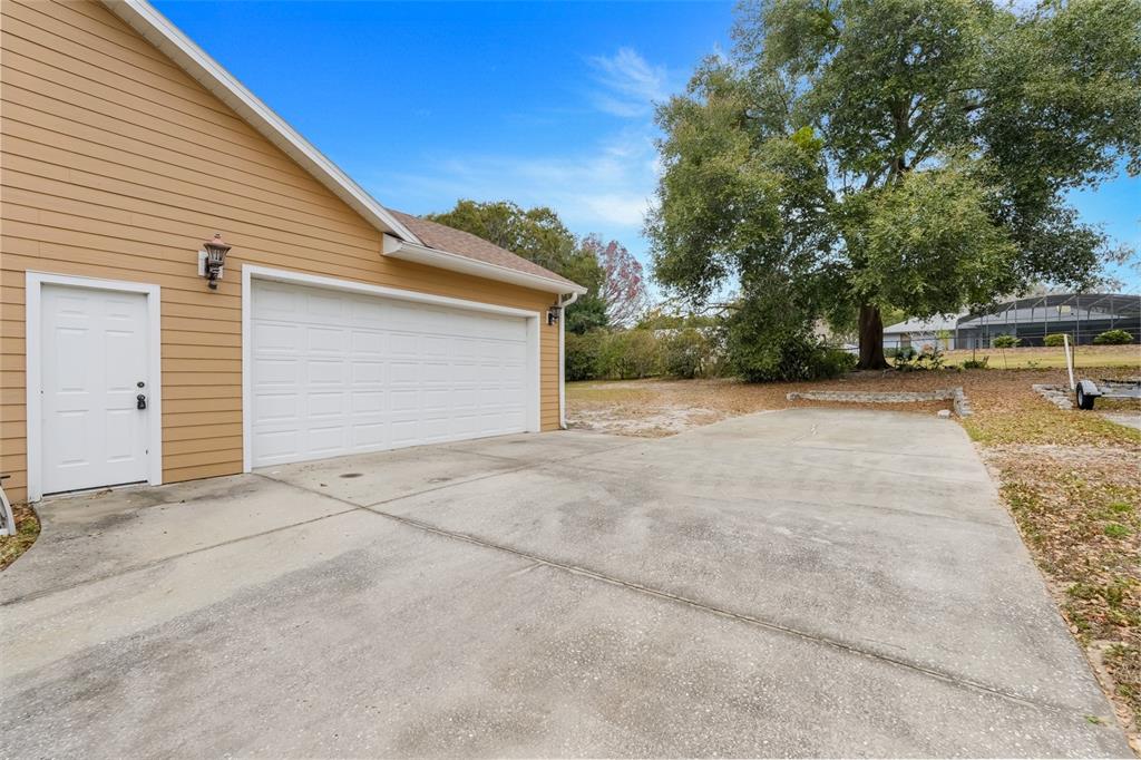10336 LAKE LOUISA ROAD