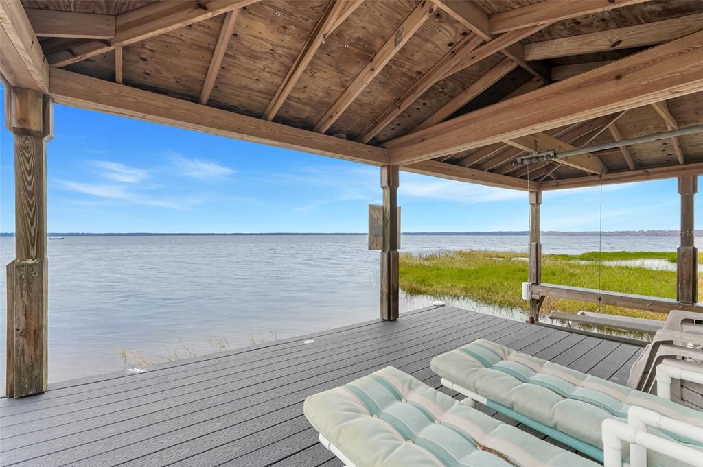 10336 LAKE LOUISA ROAD