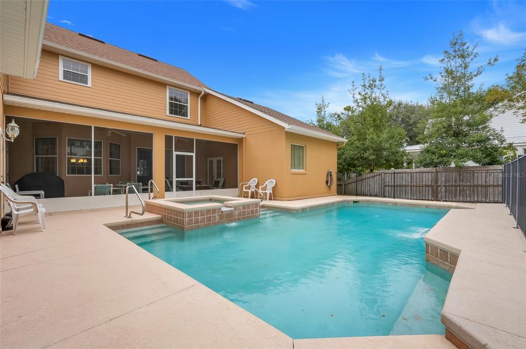 10336 LAKE LOUISA ROAD