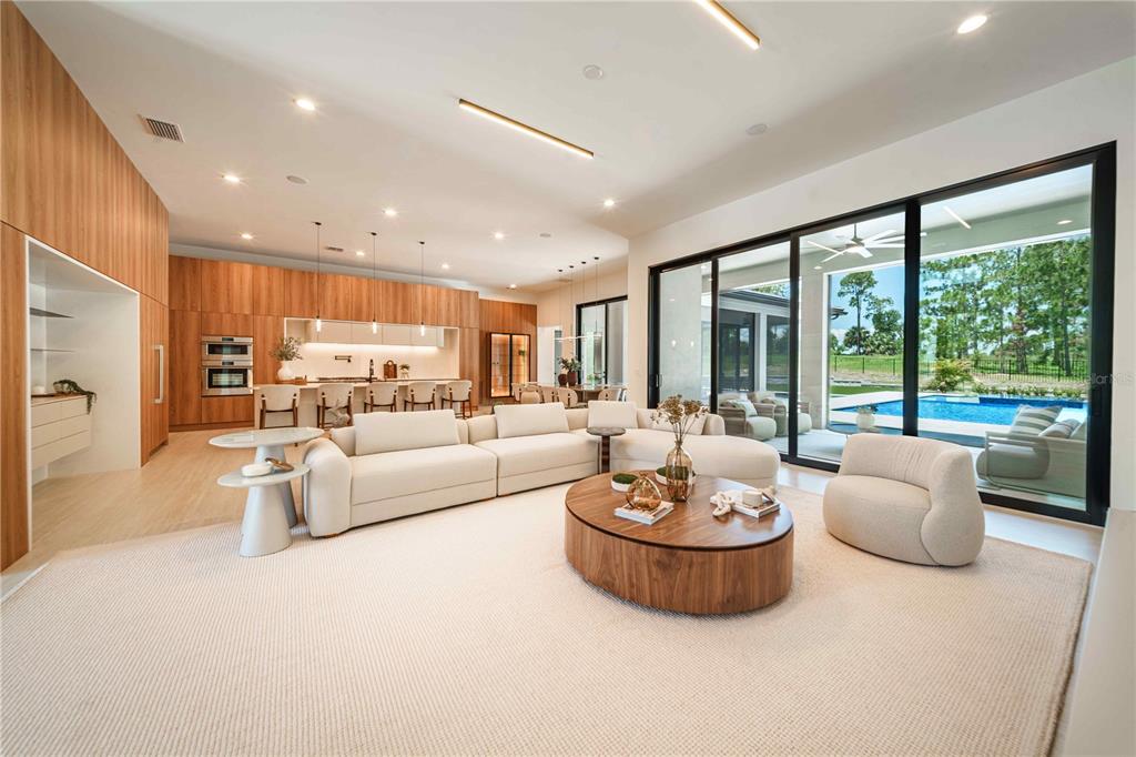 16118 PENDIO DRIVE