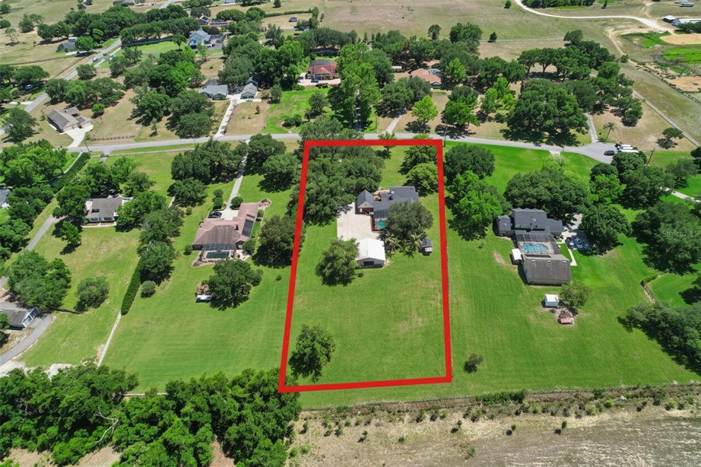 14951 THOROUGHBRED LN