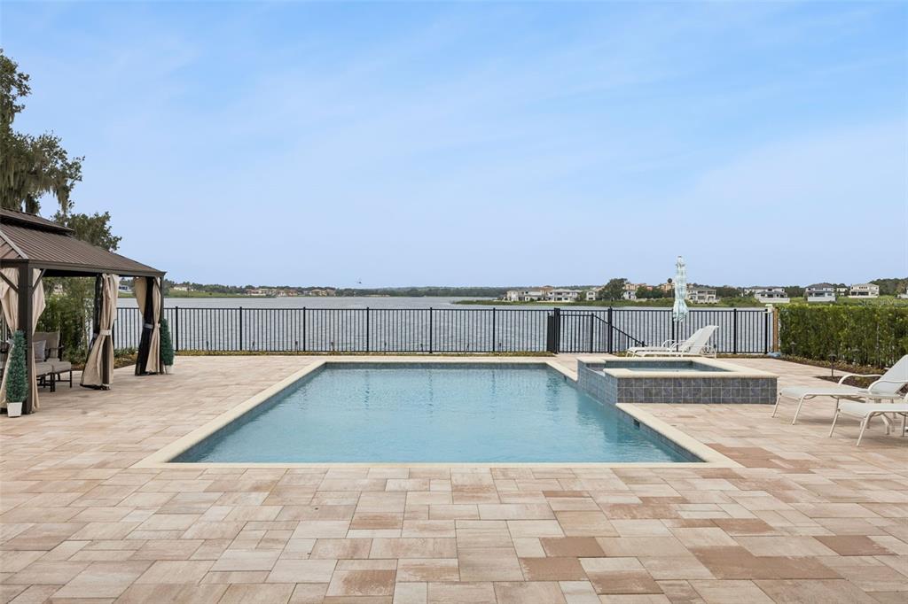 15421 PENDIO DRIVE