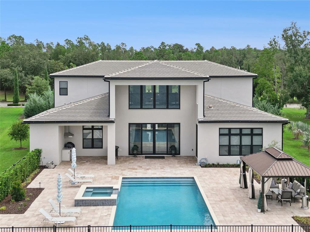 15421 PENDIO DRIVE