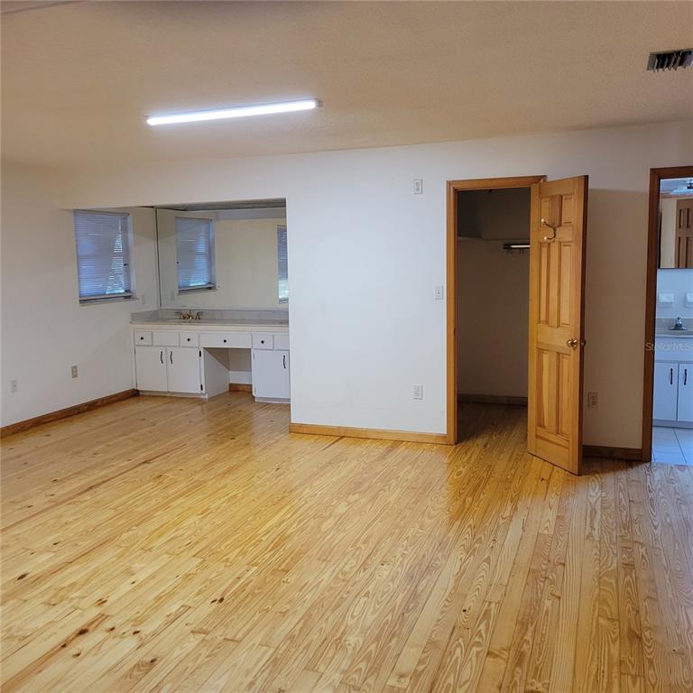 1661 VOTAW ROAD