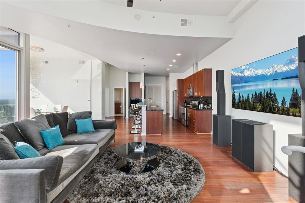 155 S COURT AVENUE UNIT P-2901