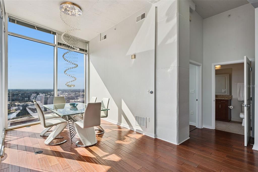 155 S COURT AVENUE UNIT P-2901