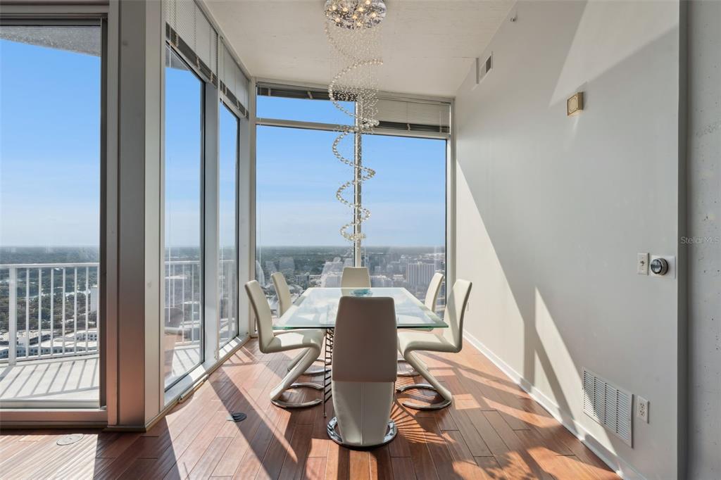 155 S COURT AVENUE UNIT P-2901