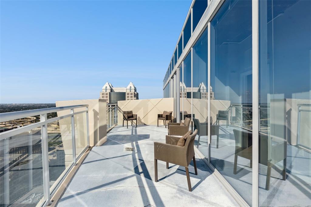 155 S COURT AVENUE UNIT P-2901