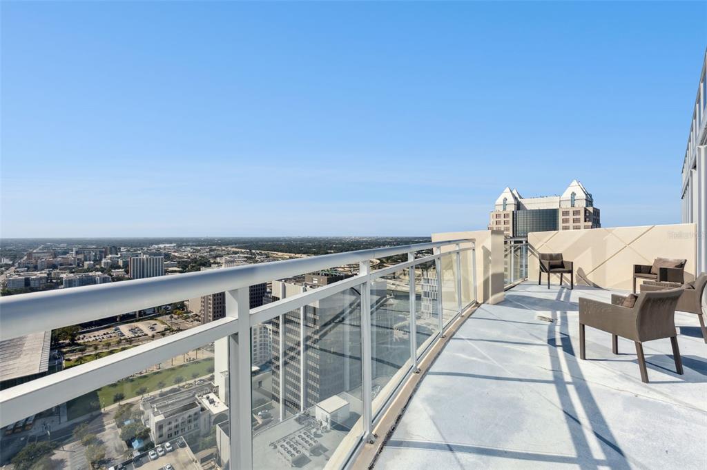 155 S COURT AVENUE UNIT P-2901