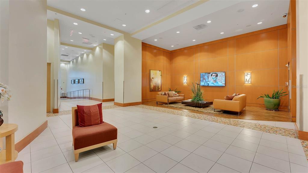 155 S COURT AVENUE UNIT P-2901