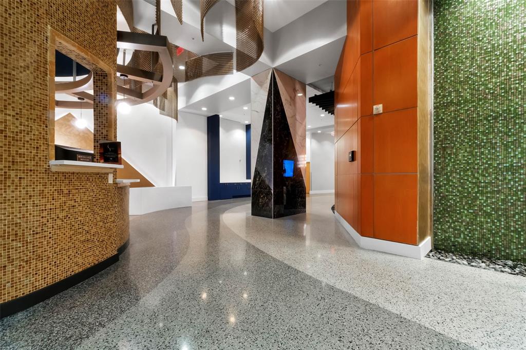 155 S COURT AVENUE UNIT P-2901