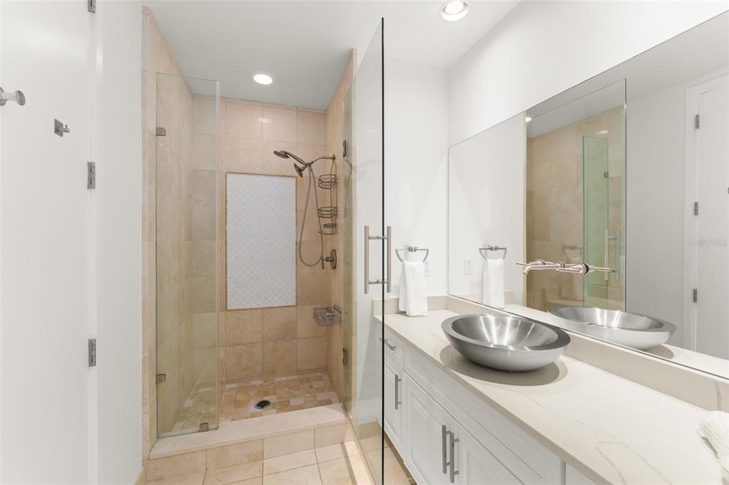 150 E ROBINSON STREET UNIT PH3
