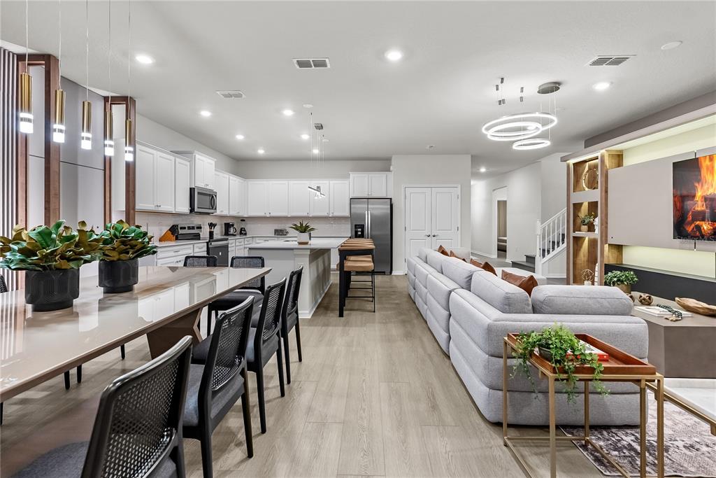 16000 SANDY CLIFFS DRIVE