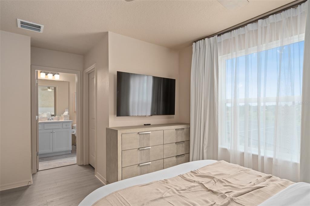 16016 SANDY CLIFFS DRIVE