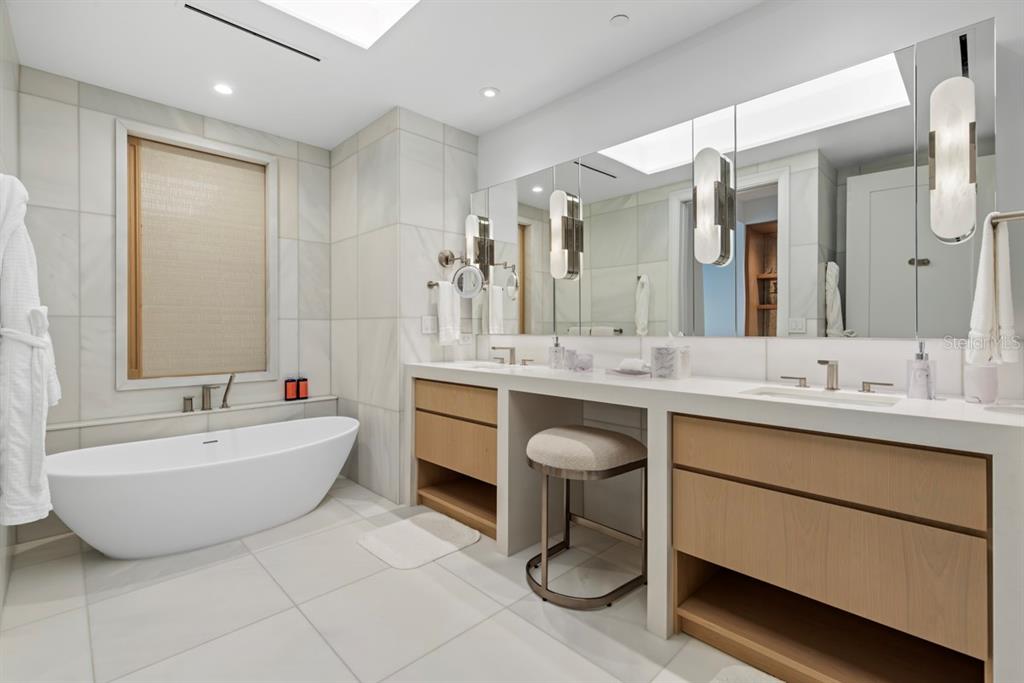 10160 AUTUMN MIST LANE UNIT 40