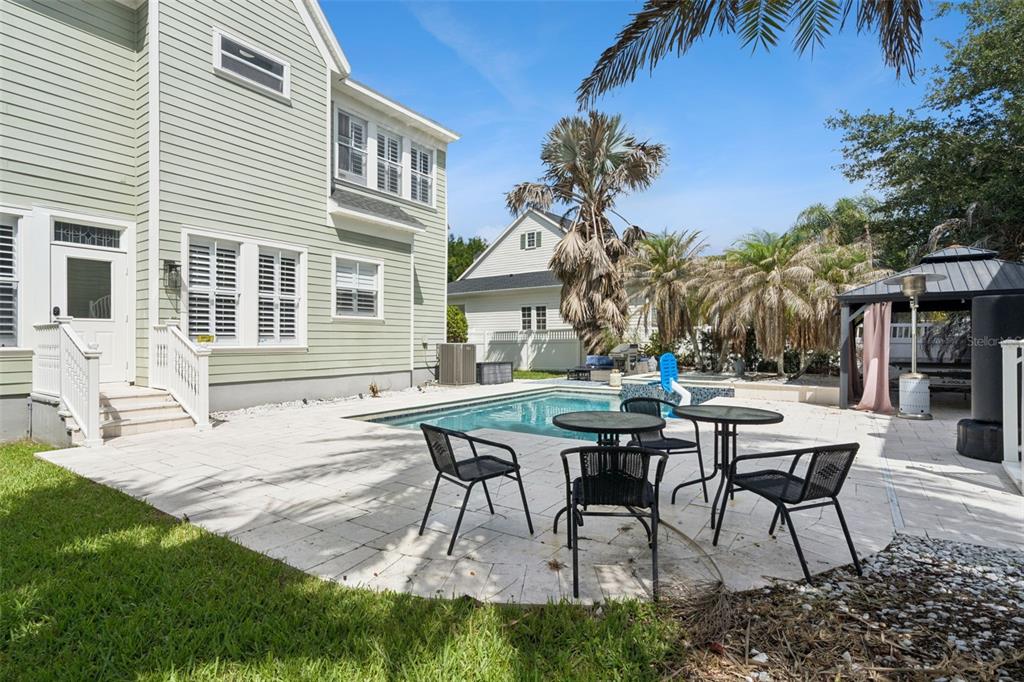 928 JASMINE STREET