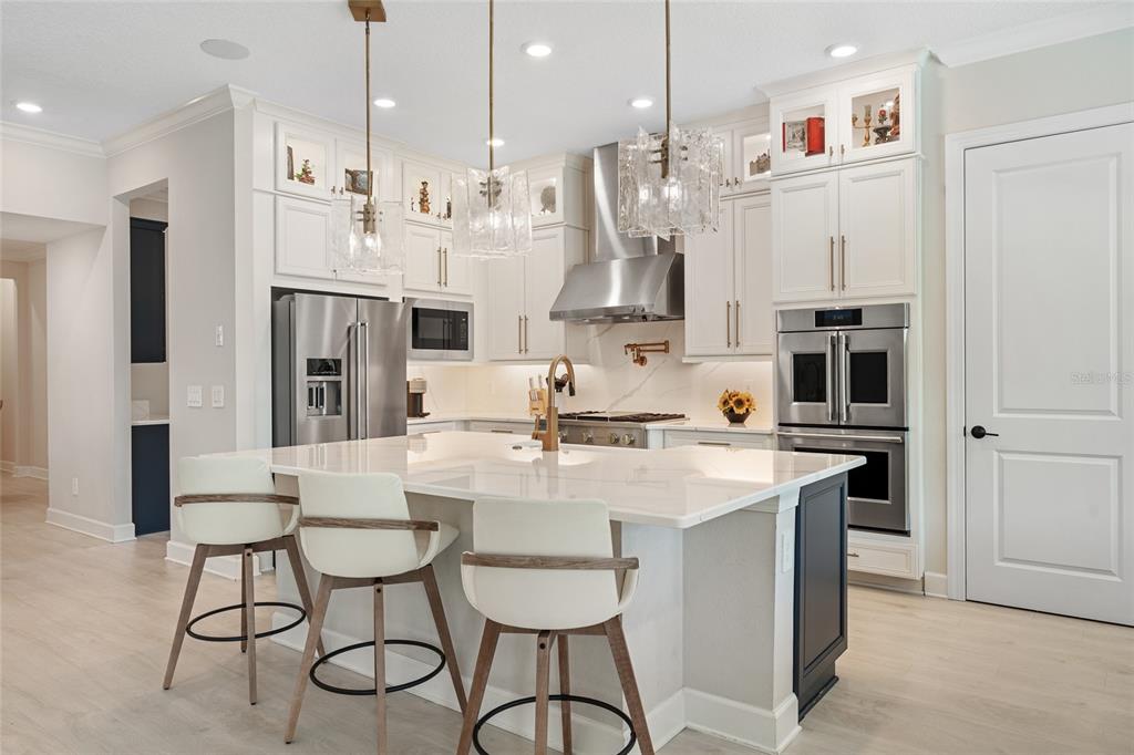 10175 BROCKSPORT CIRCLE