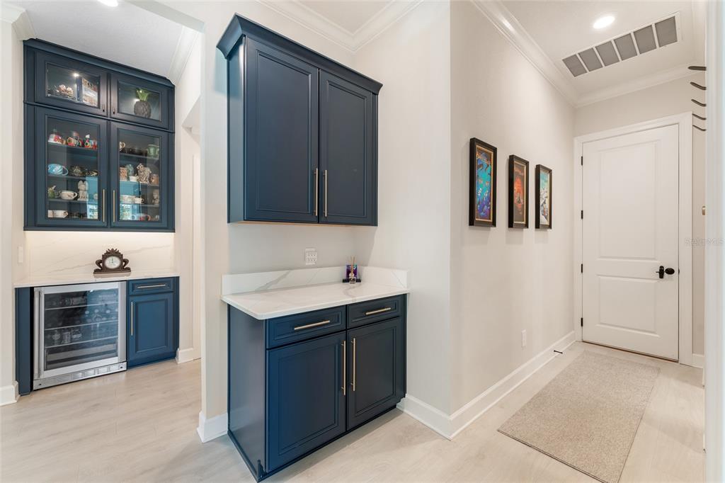 10175 BROCKSPORT CIRCLE