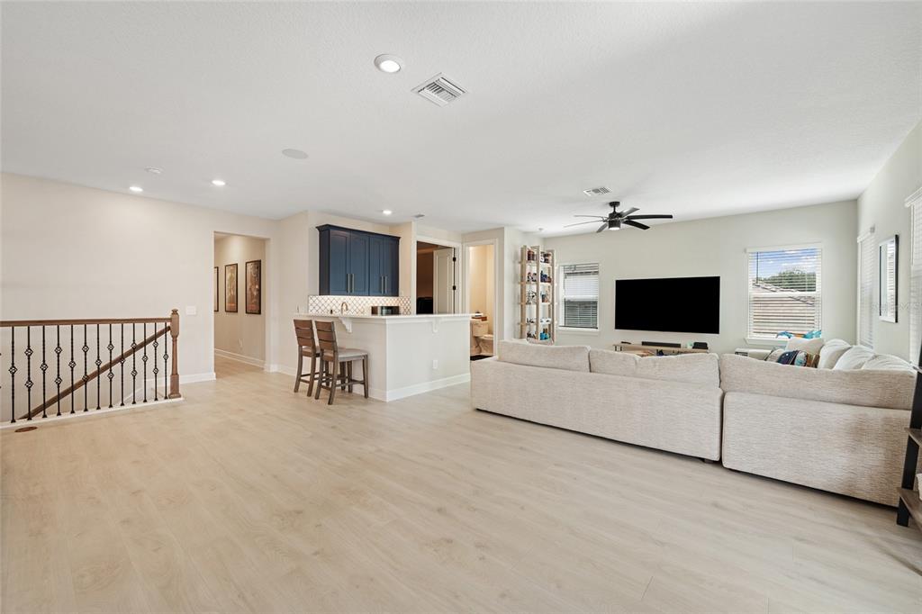 10175 BROCKSPORT CIRCLE