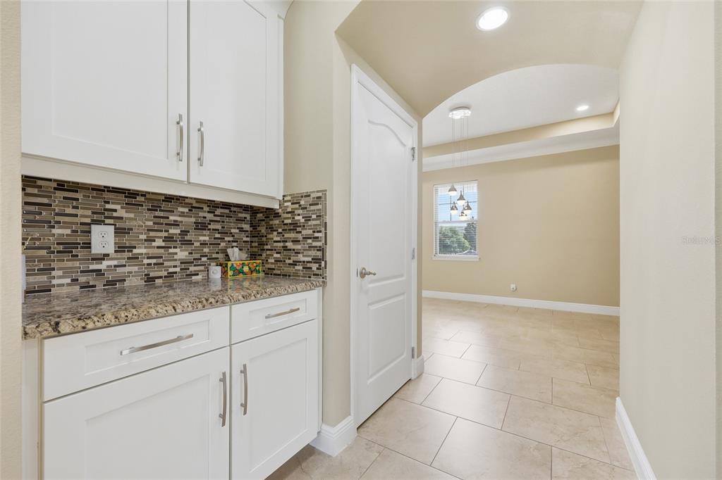 504 CINDER POINT