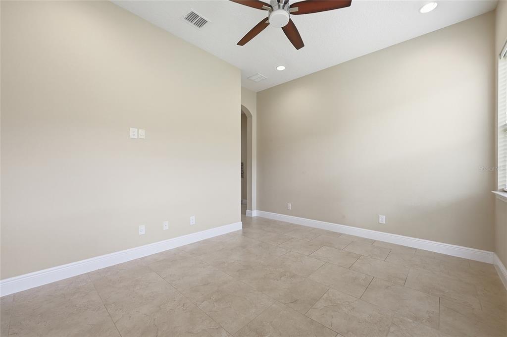 504 CINDER POINT