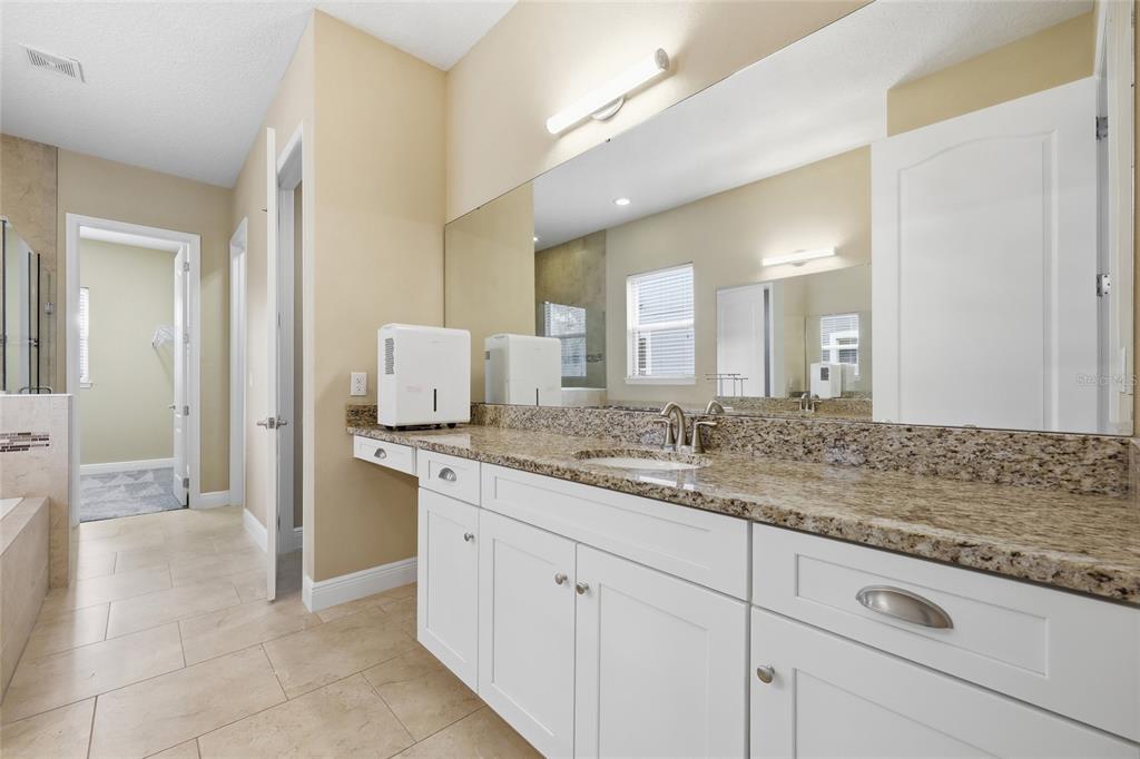 504 CINDER POINT