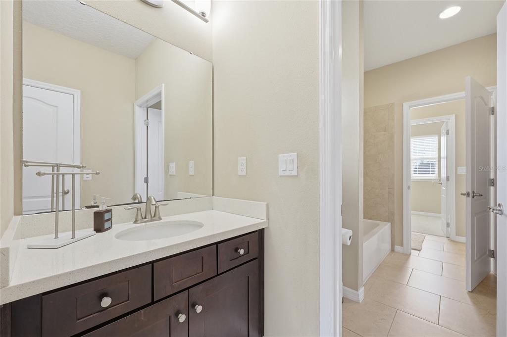 504 CINDER POINT
