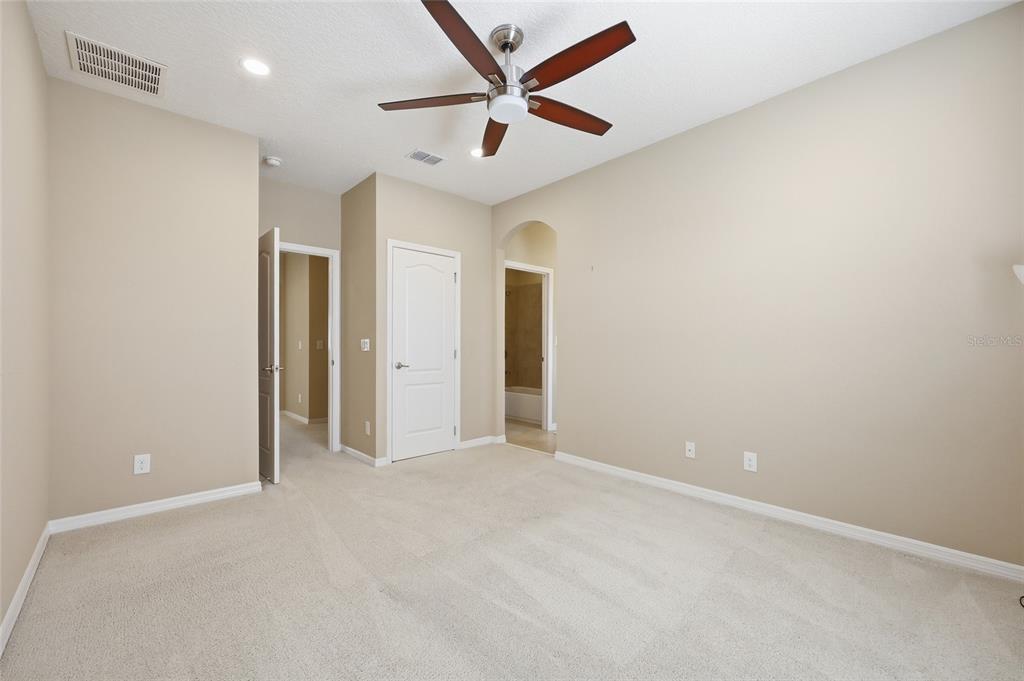 504 CINDER POINT