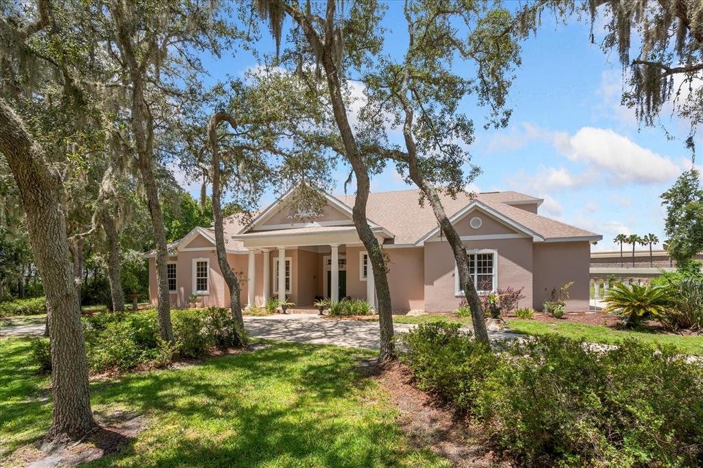 180 RIVER OAKS CIRCLE