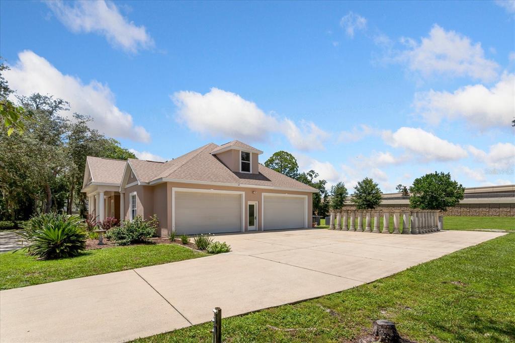 180 RIVER OAKS CIRCLE