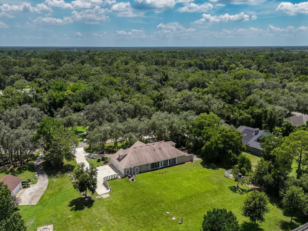 180 RIVER OAKS CIRCLE