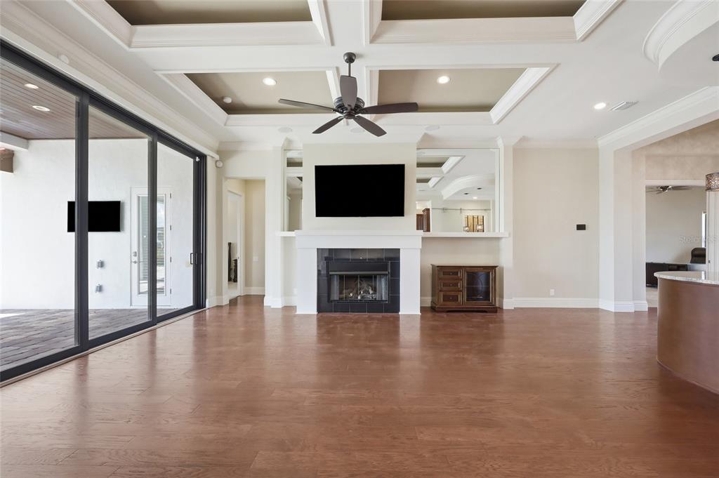 12102 MONTALCINO CIRCLE