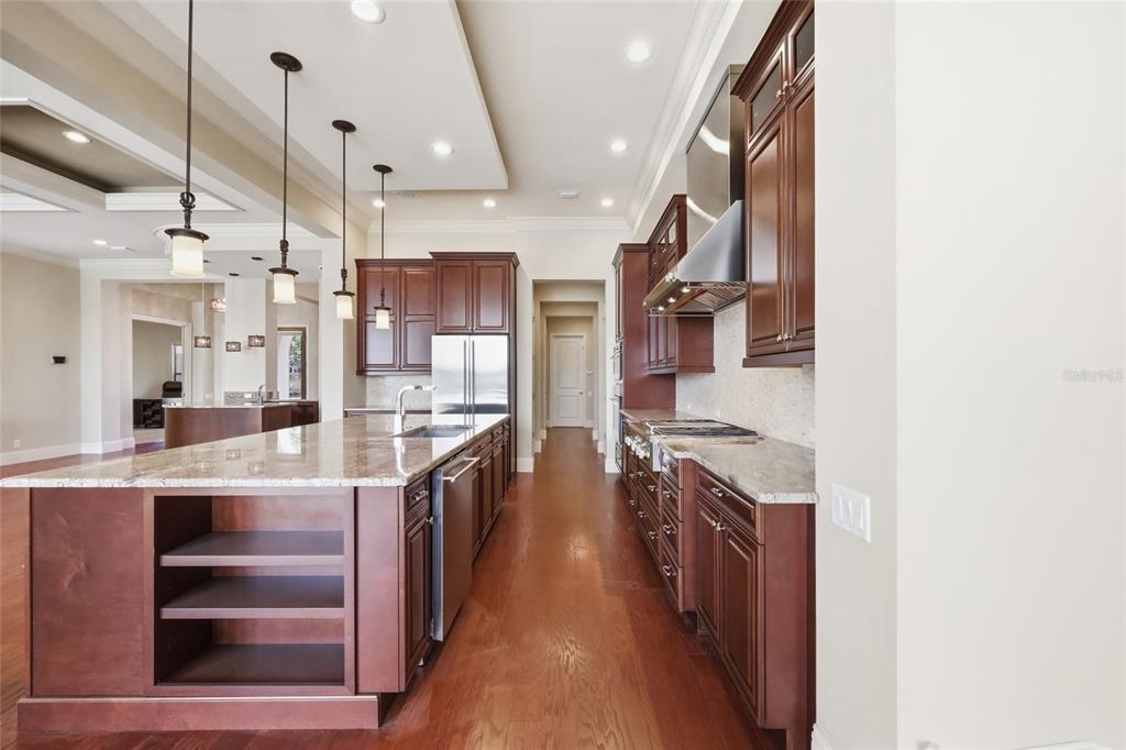 12102 MONTALCINO CIRCLE