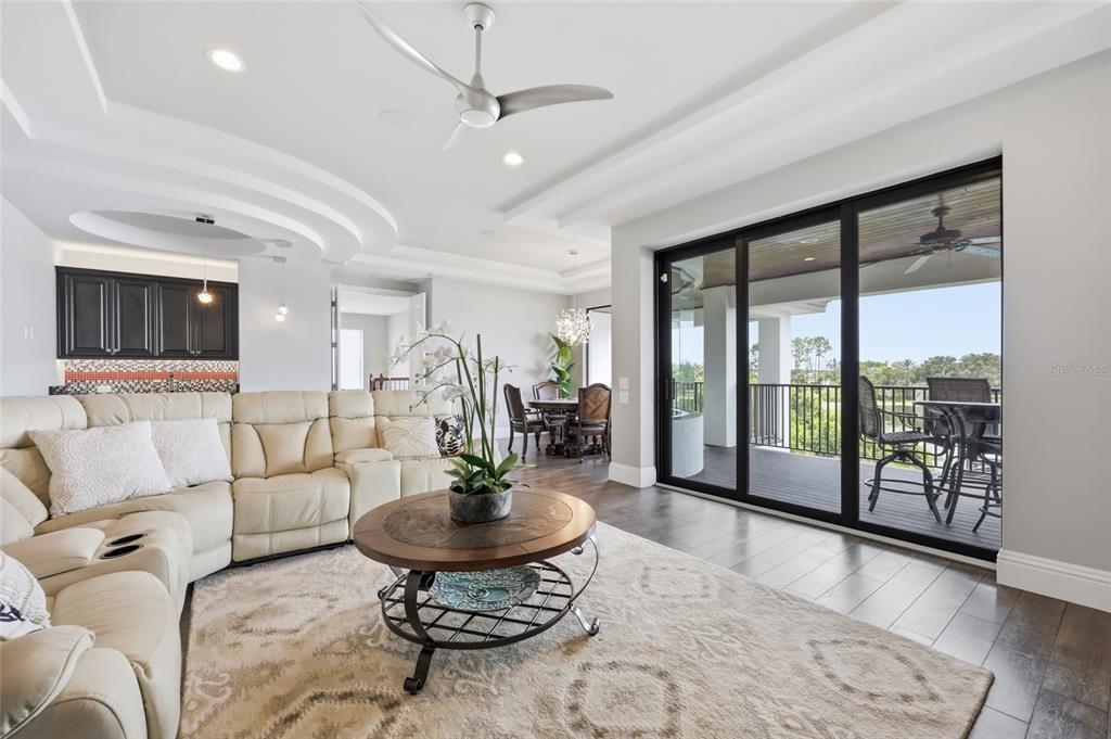 12102 MONTALCINO CIRCLE