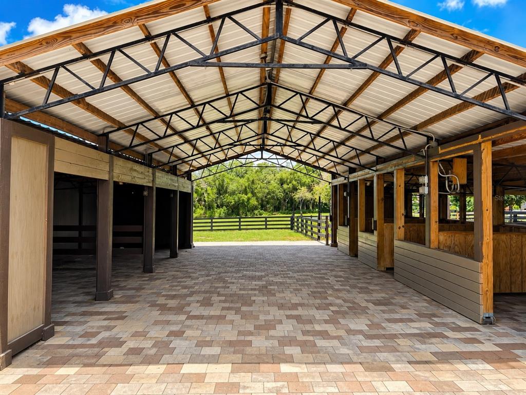 6820 COUNTY ROAD 561
