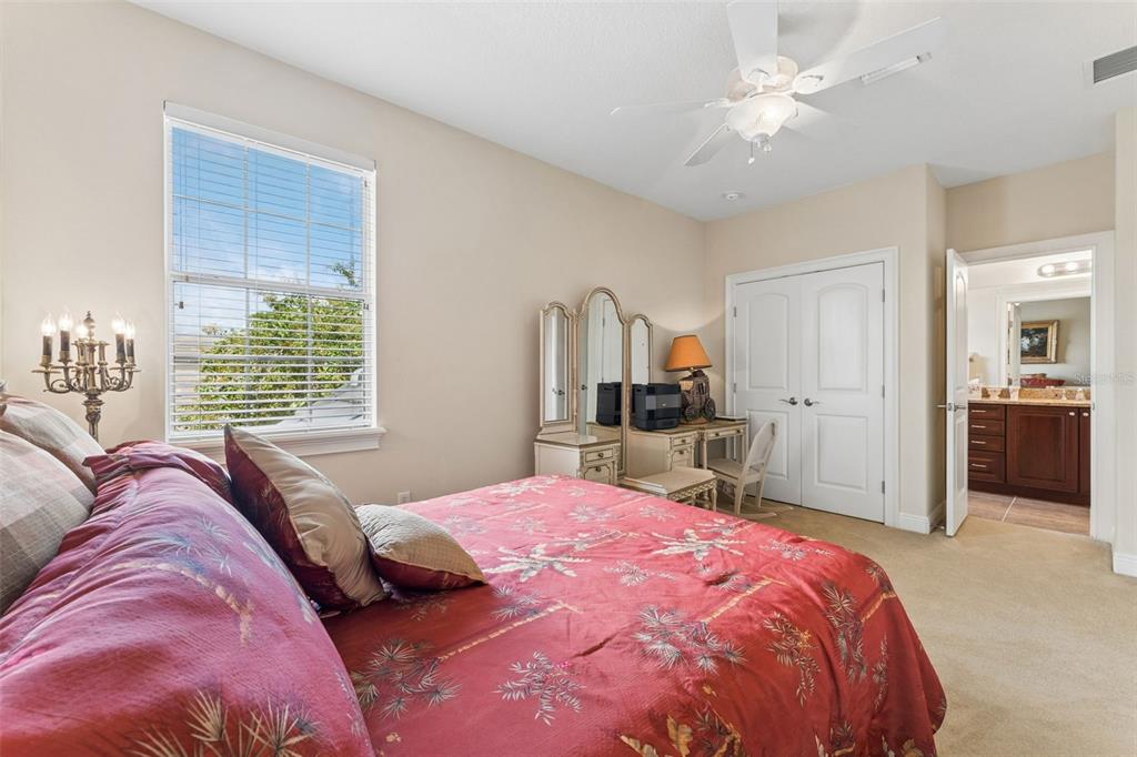 1516 SUNSET POINTE PLACE