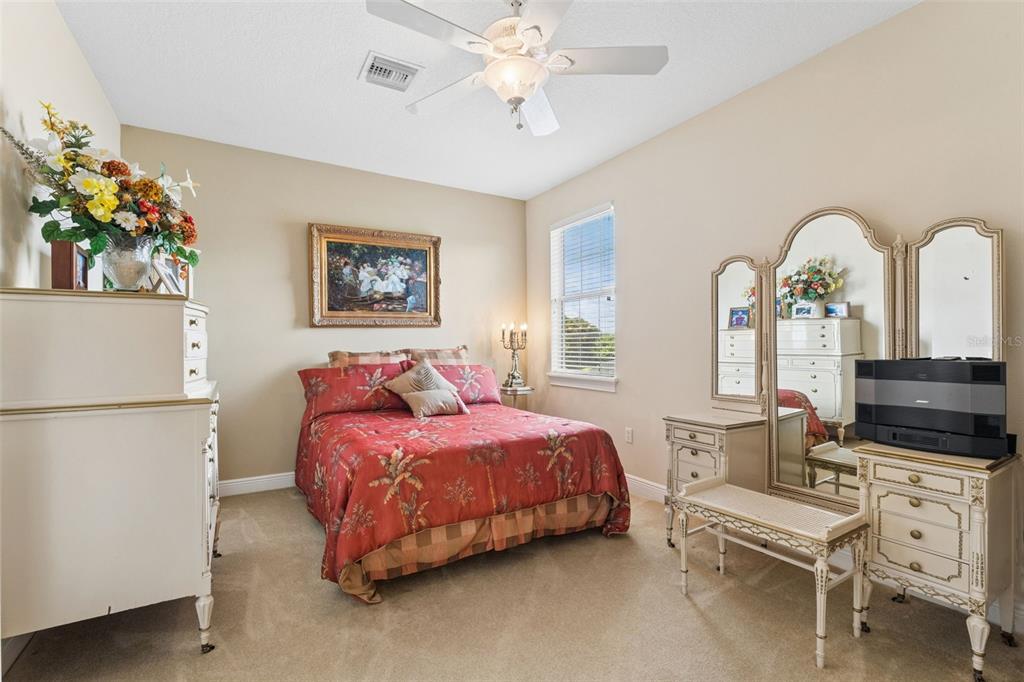 1516 SUNSET POINTE PLACE