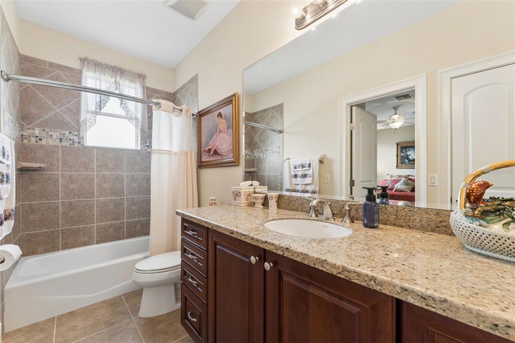 1516 SUNSET POINTE PLACE