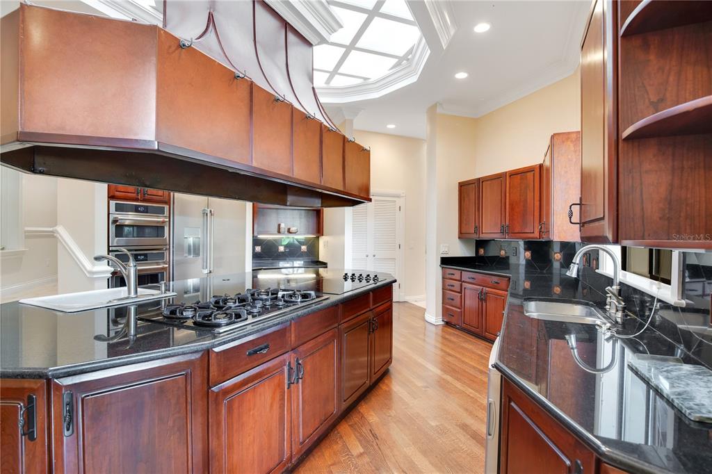 5524 WORSHAM COURT