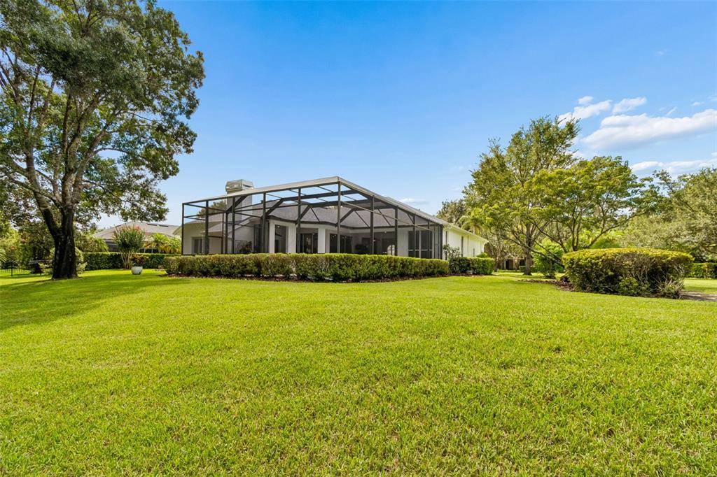 21105 LAKE VIENNA DRIVE
