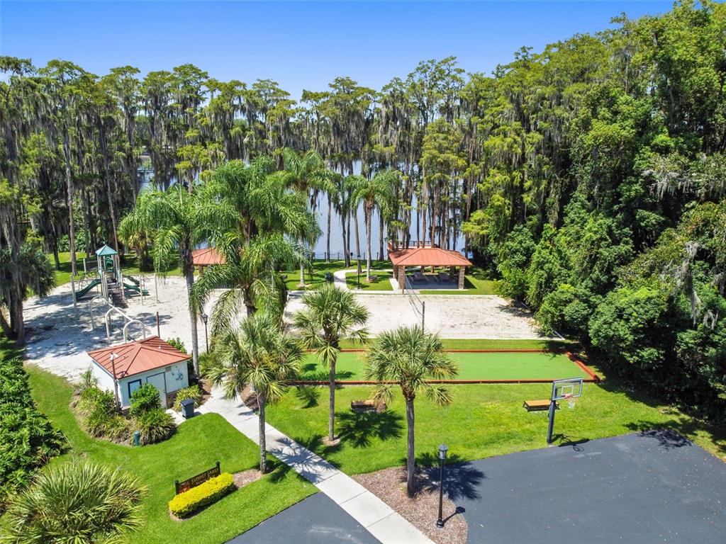 21105 LAKE VIENNA DRIVE