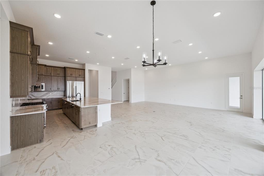 14168 LARKSPUR LAKE DRIVE