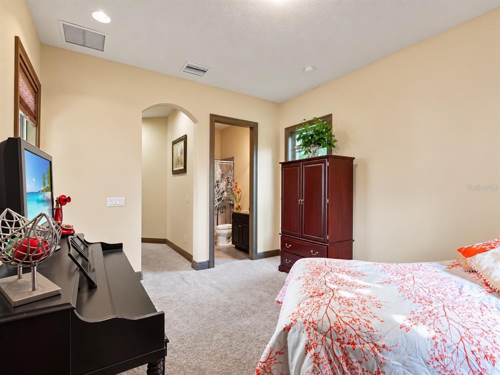 7361 BELLA FORESTA PLACE