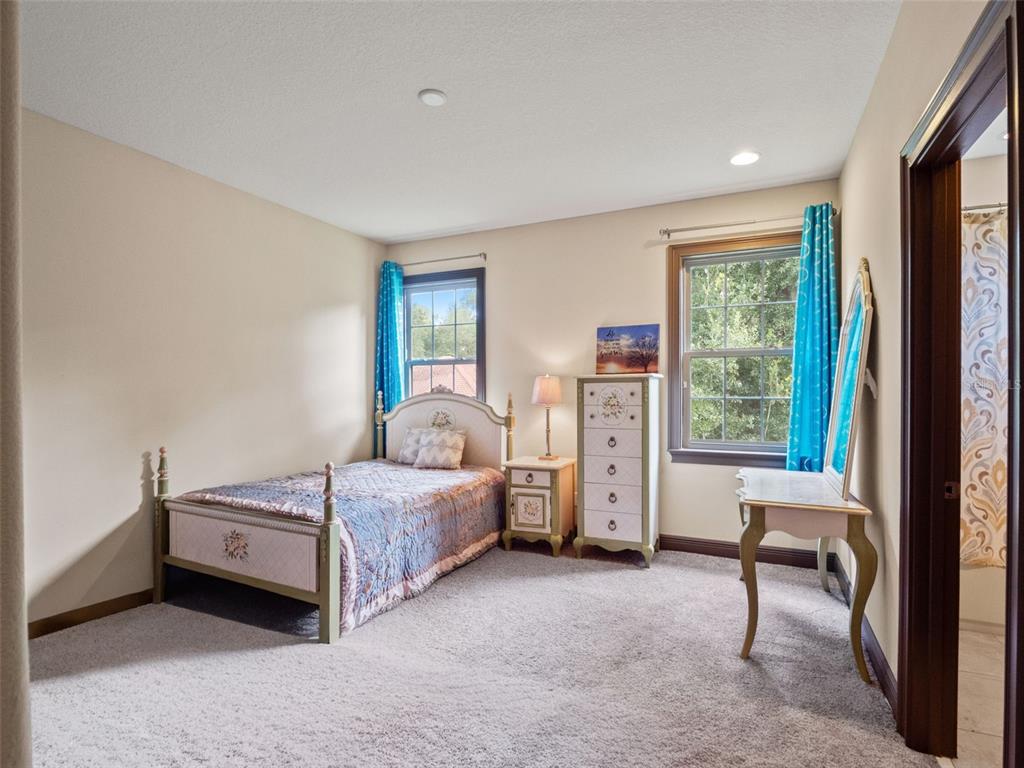 7361 BELLA FORESTA PLACE