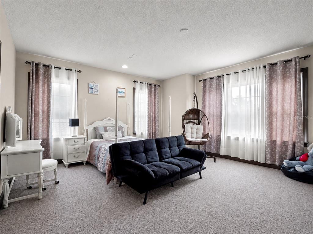 7361 BELLA FORESTA PLACE