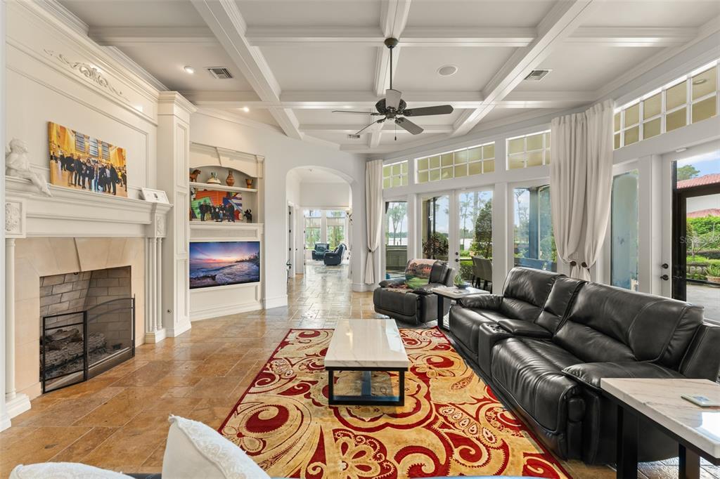 6055 LOUISE COVE DRIVE