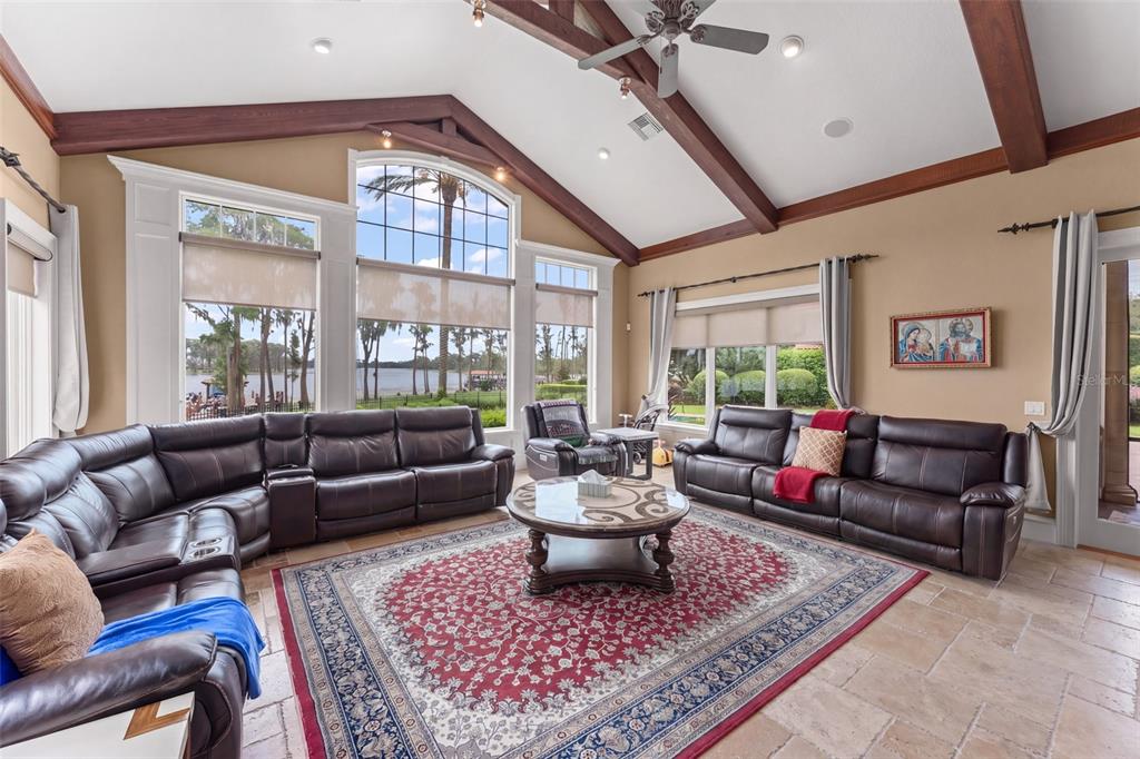 6055 LOUISE COVE DRIVE